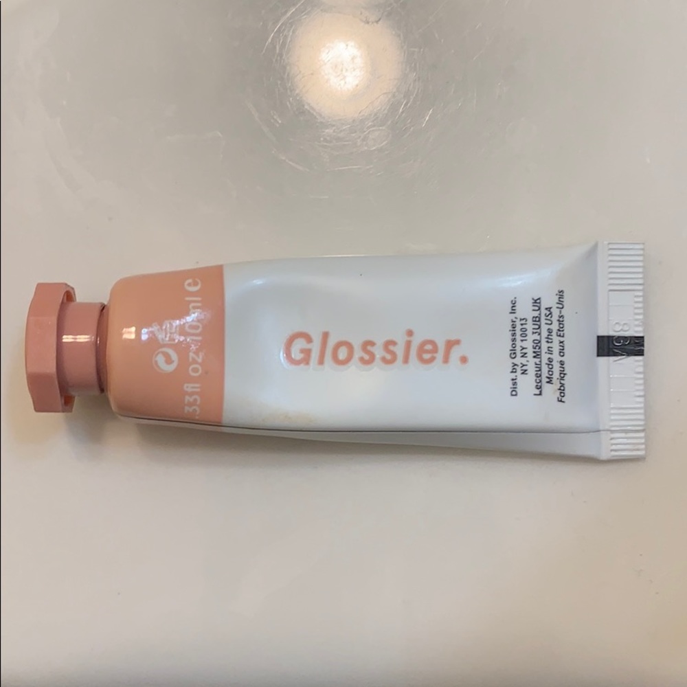 Glossier Cloud Paint in Dusk